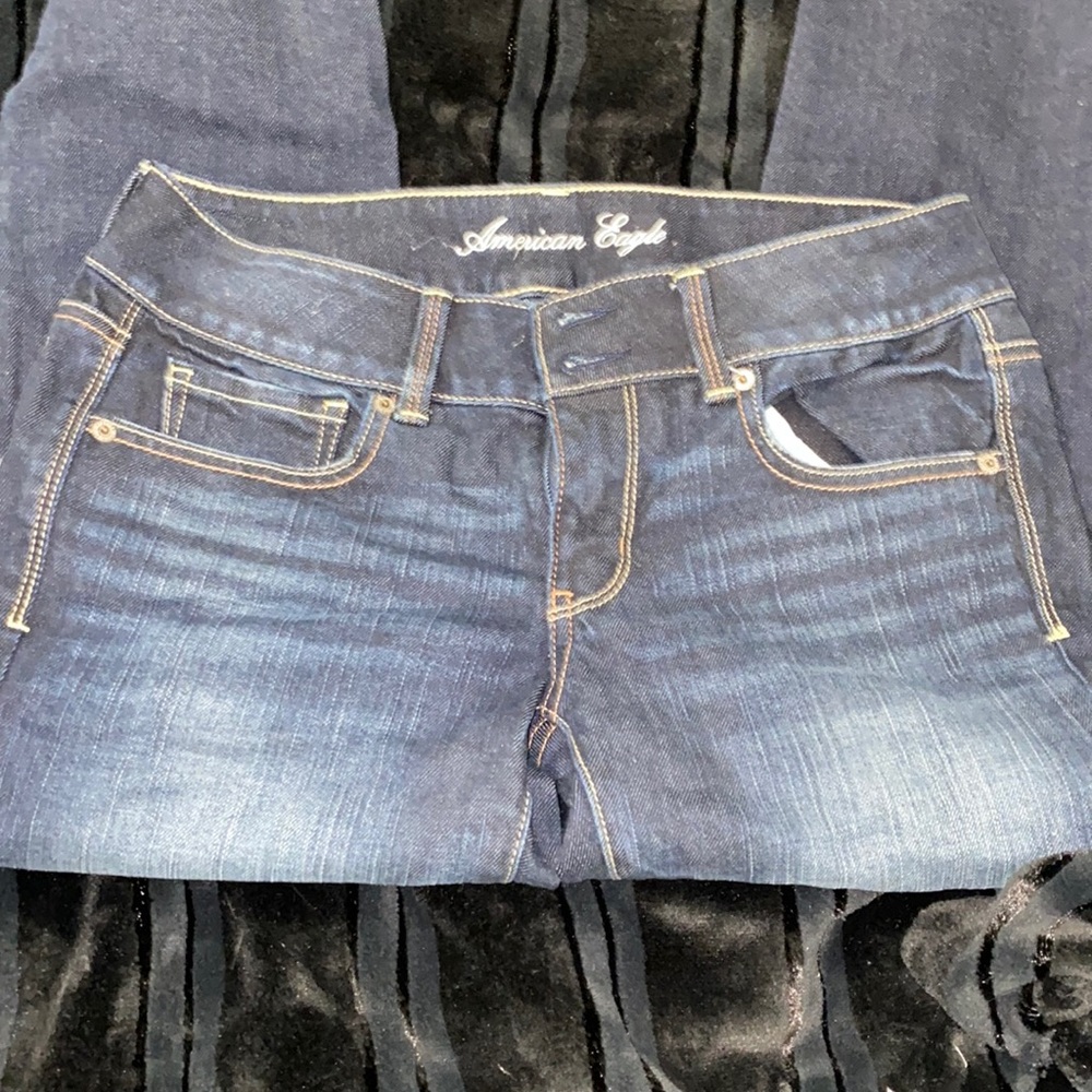 American Eagle dark denim cropped jeans size 6